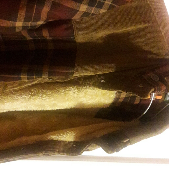 Warm winter jacket - Picture 3 of 3